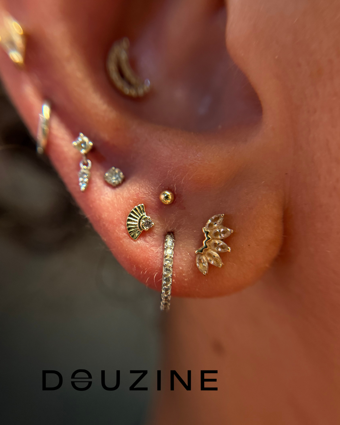 ZEPHYR GOLD THREADLESS PIN