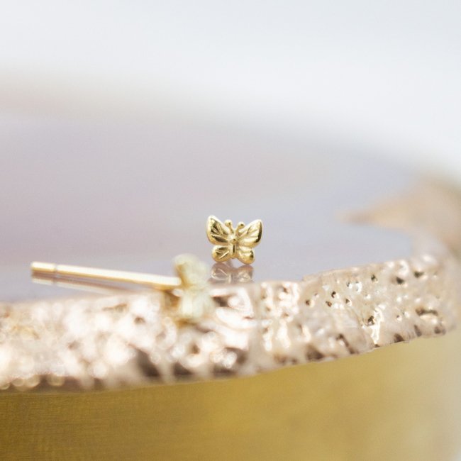 Tiny Buttefly Earring