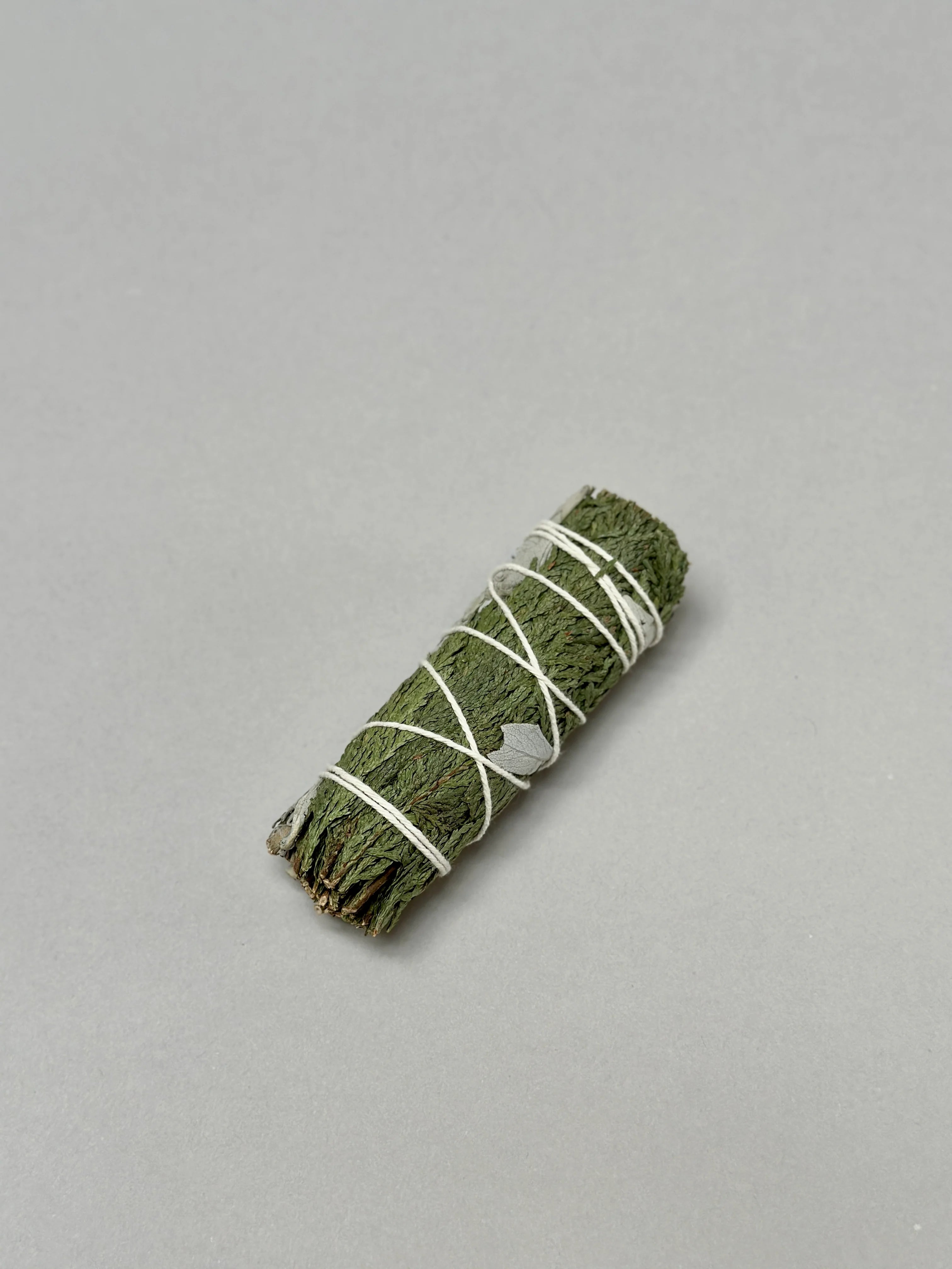 HERBAL WHITE SAGE SMUDGE STICK